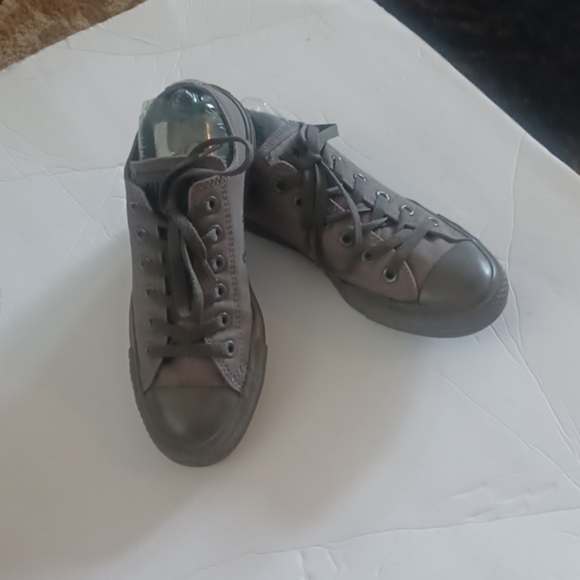 Converse Other - Converse All Star preowned-Free Shipping!